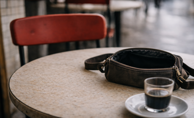 Seguro de celular cobre furto simples? O detalhe que quase ninguém lê